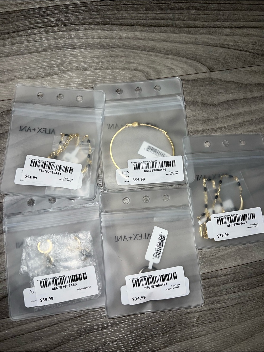 Alex and Ani Celestial Cat Set Necklace
Ring Earrings & Bracelets ALL NEW - Picture 10 of 10